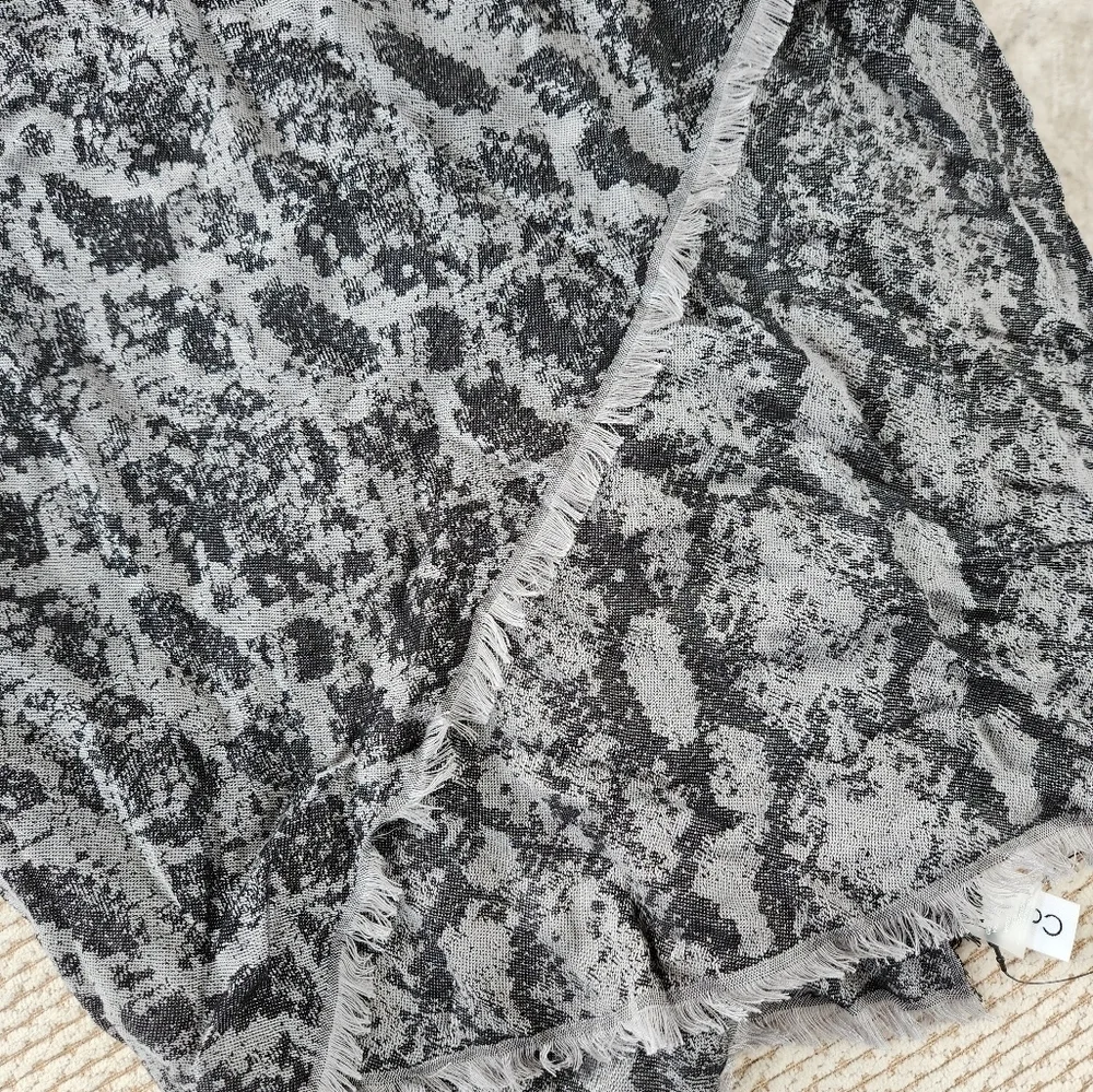 Calvin Klein Gray Scarf, Large 27x36 Inches